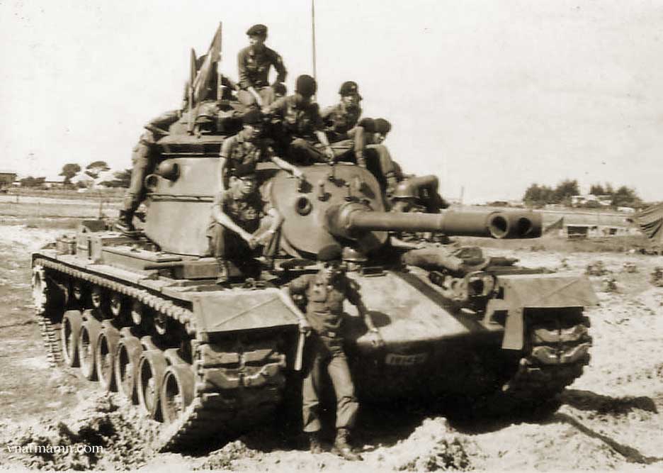 ARVN_armor118.jpg