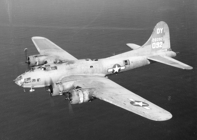 B-17_FlyingFortress_LightBo.jpg