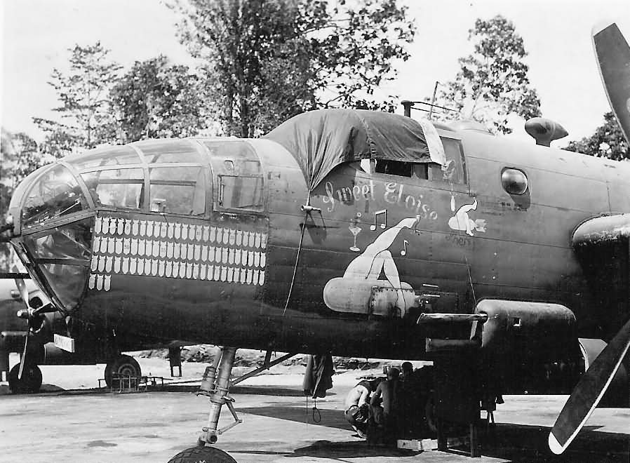 B-25_Bomber_SWEET_ELOISE_nose_art.jpg