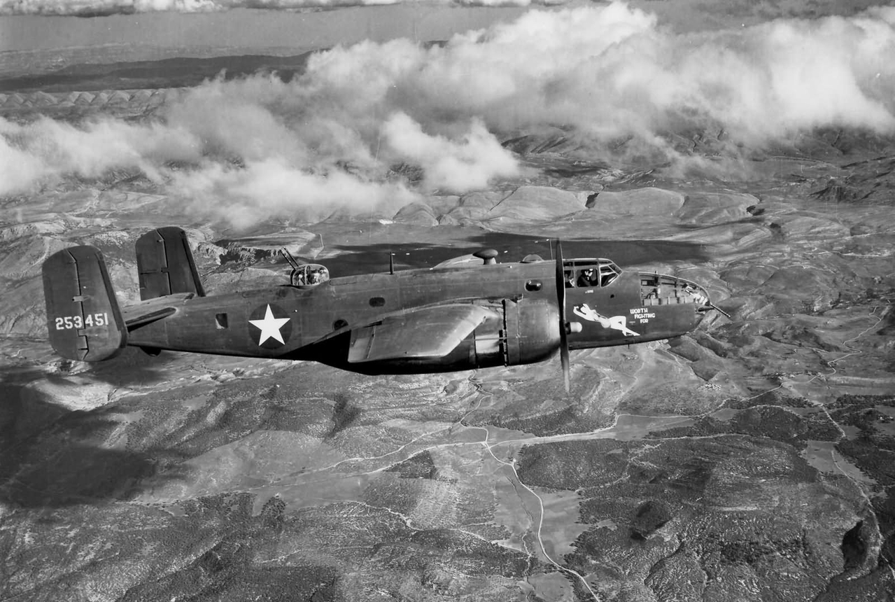 B-25_Mitchell_42-53451_12AF_over_Italy.jpg