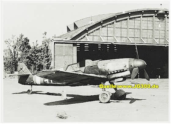 Bf-109G-10Yellow7a.jpg