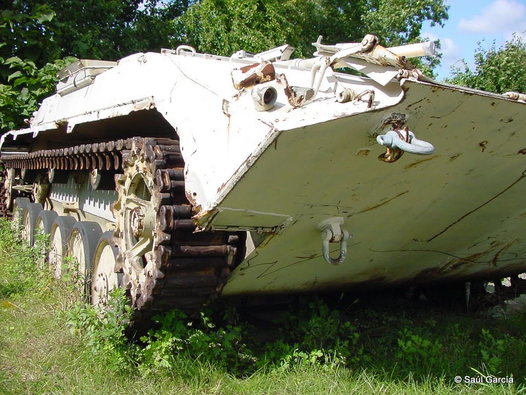 BMP1rightFront.jpg