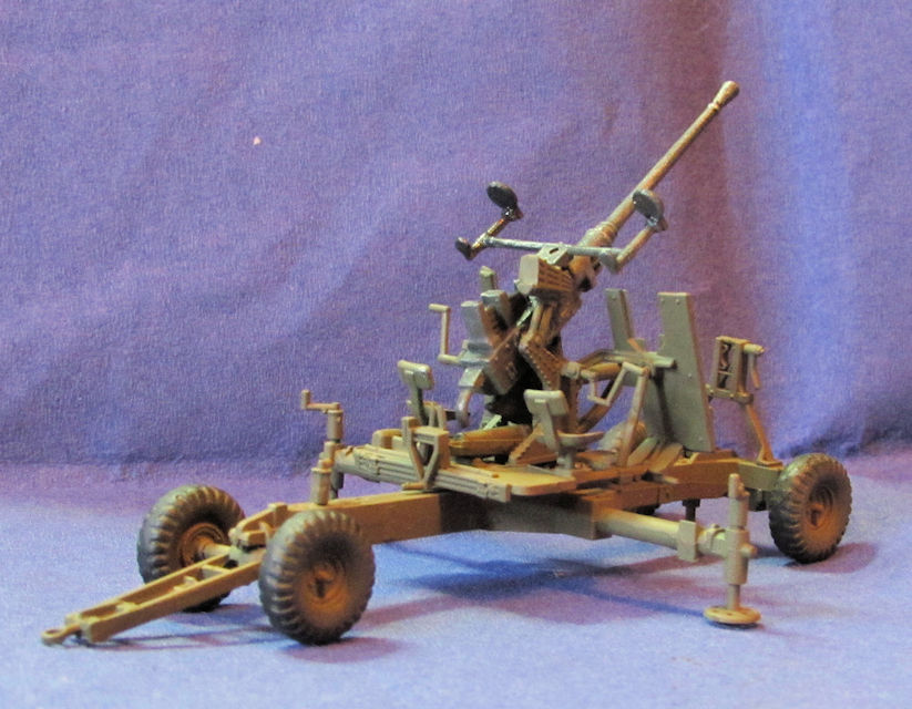 British_40mm_Bofors_AA_Gun_II.jpg