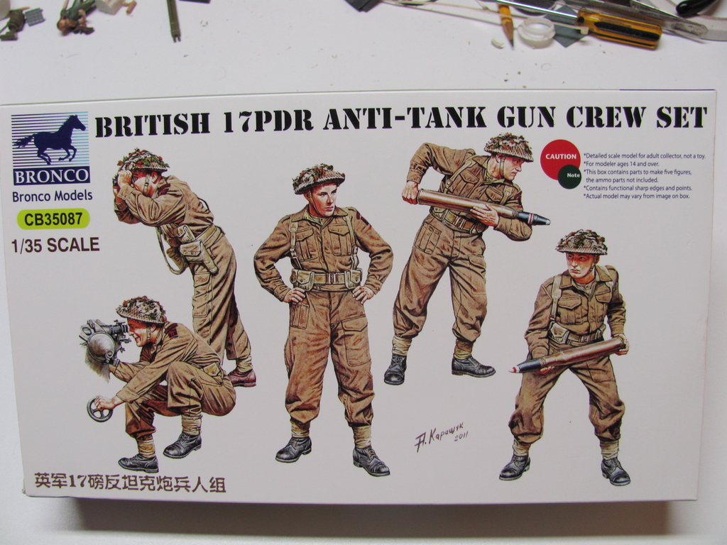 Bronco British 17 PDR Anti-Tank Gun Crew