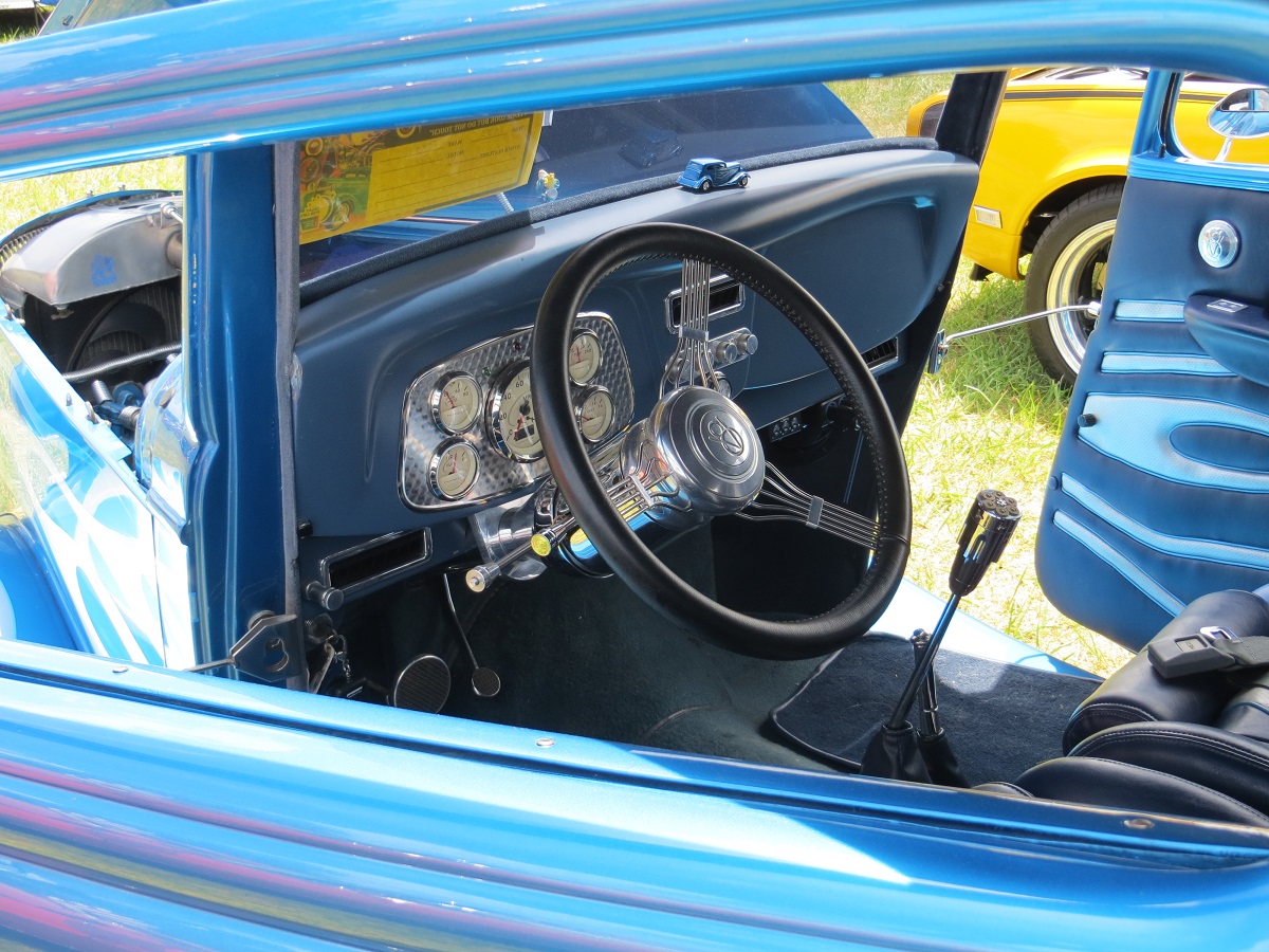 Car_show_2015_038a.jpg