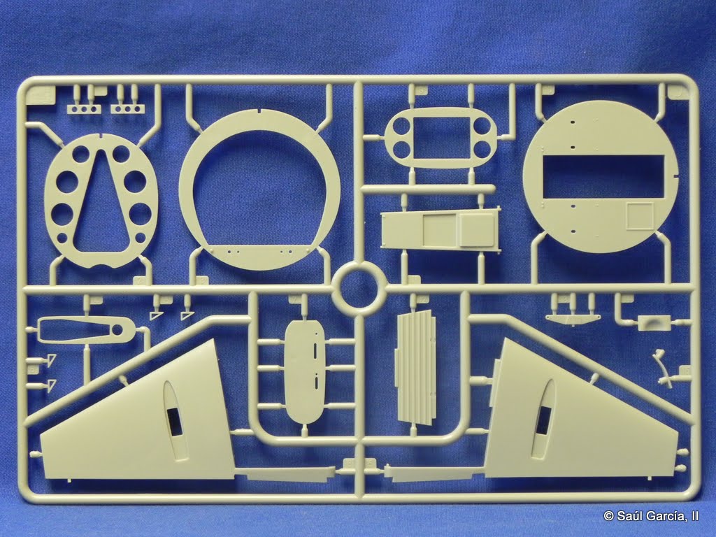 CB35195SprueJ1.JPG