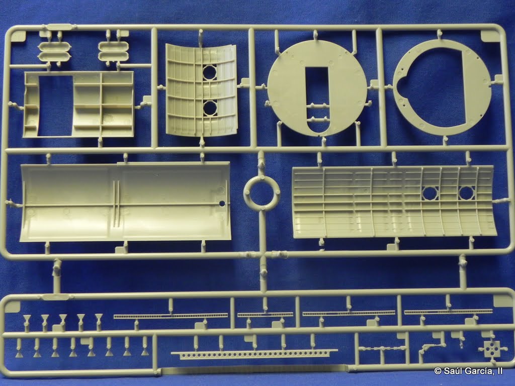 CB35195SprueNP2.JPG