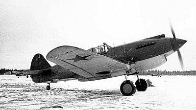 Curtiss_P-40_Warhawk_001.jpg