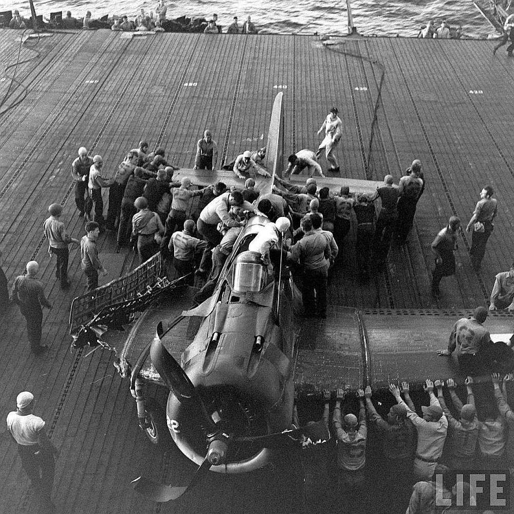 Dauntless-VB-16-USS-Lexington.jpg