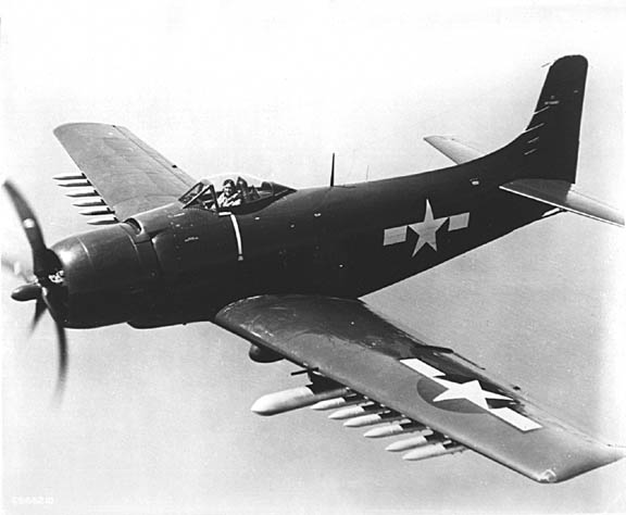 douglas-skyraider.jpg