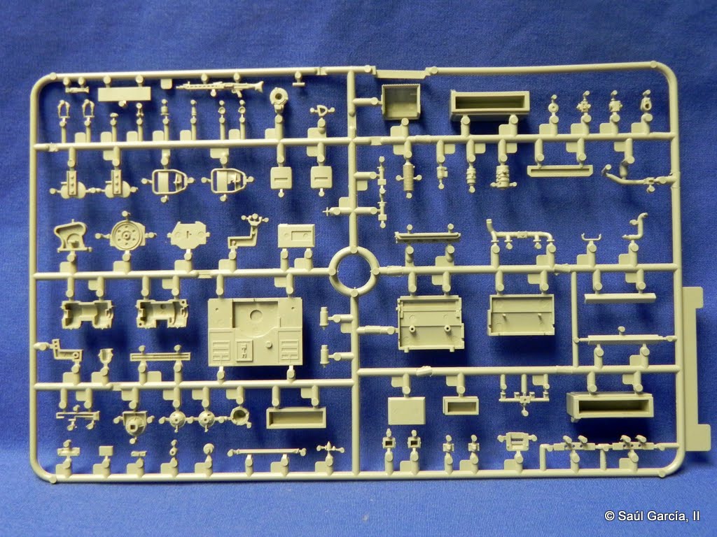 DRagon6399BergePanzer38FlakXXPzKpfw38tSprueDrear.jpg