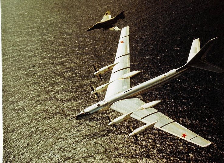 F-4-escort-of-Tu-95.jpg