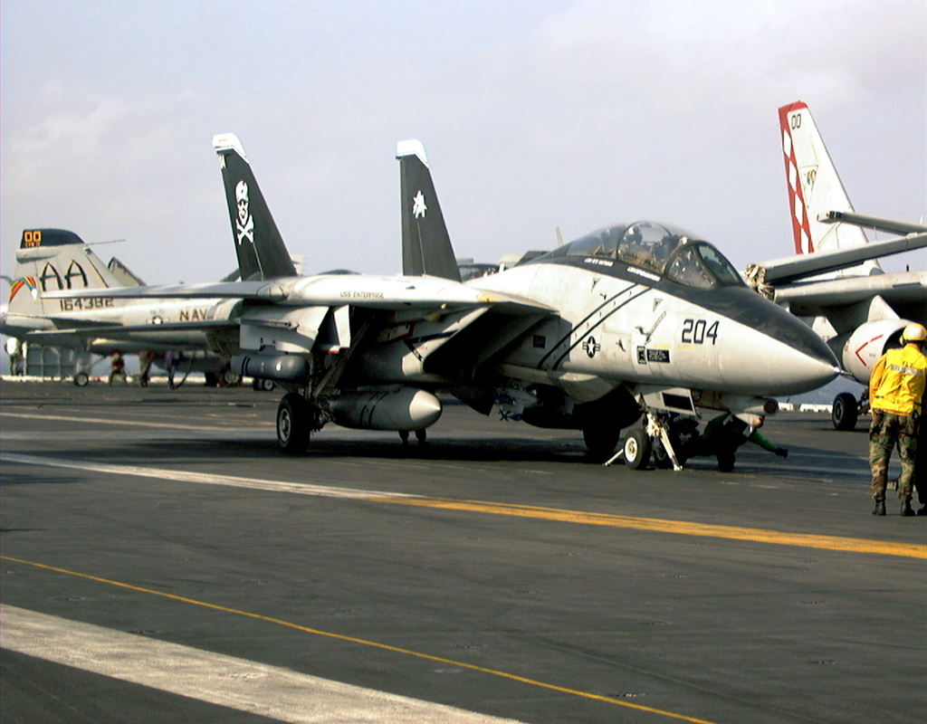 f14b103ao.jpg