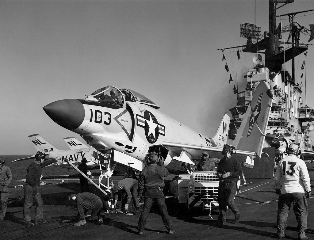 F3H-2_Demon_of_VF-151.jpg