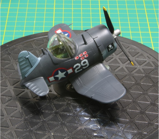 F4U_3.jpg
