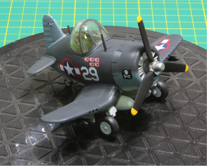 F4U_4.jpg