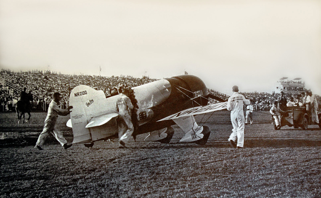 Gee-Bee-R-1-1932-Thompson-Race-Winner-Cleveland-Ohio.jpg
