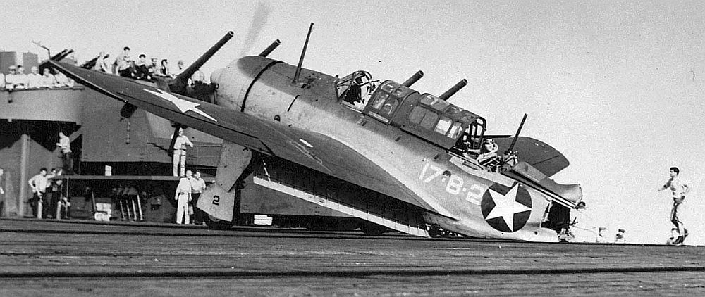 Helldiver-USS-BunkerHill.jpg