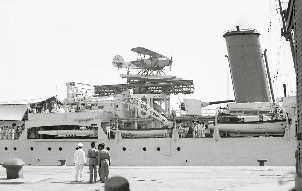 HMS_Enterprise_1936_LOC_matpc_20251.jpg