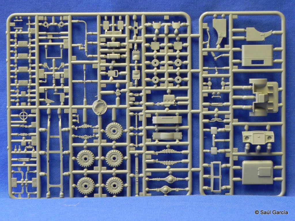 IBG72ChevC15Ano15Sprue01.JPG