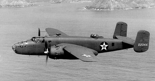 id_bomber_b25_01_700.jpg