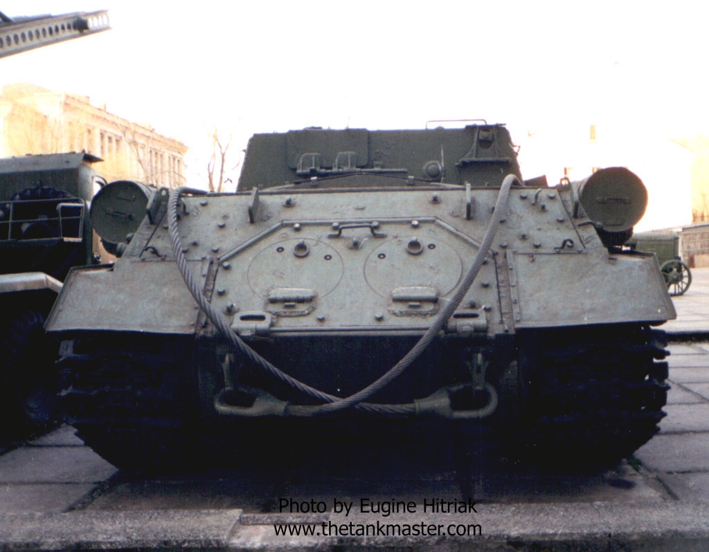 ISU152_03.jpg