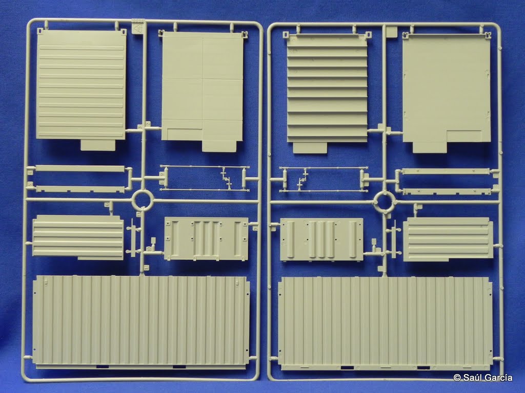 Italeri6516Sprue.JPG