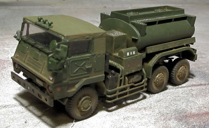 Japanese_3_5_Ton_Fuel_Truck_I.jpg