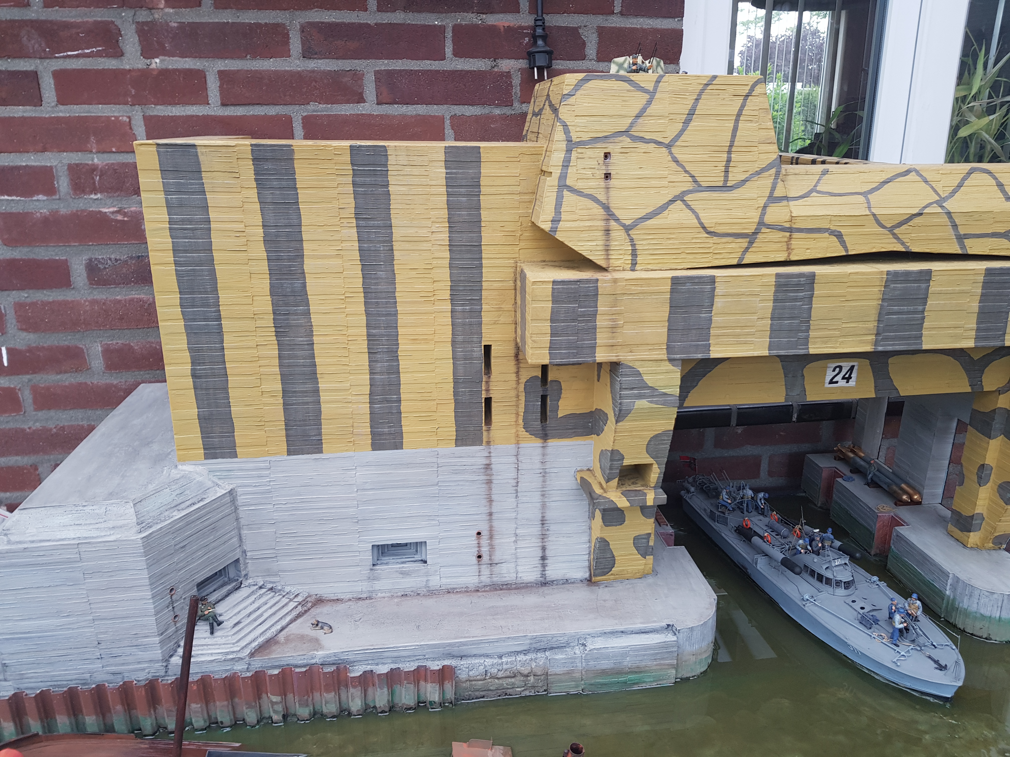 Keroman k-3, lorient, u-boat bunker, france 1944,scale 1-35