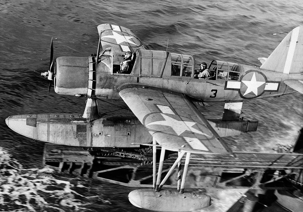 Kingfisher-USS-Detroit-Aleutians.jpg