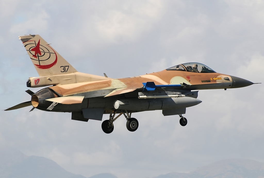 Lockheed_Martin_F-16C_Barak2C_Israel_-_Air_Force_JP7236315.jpg