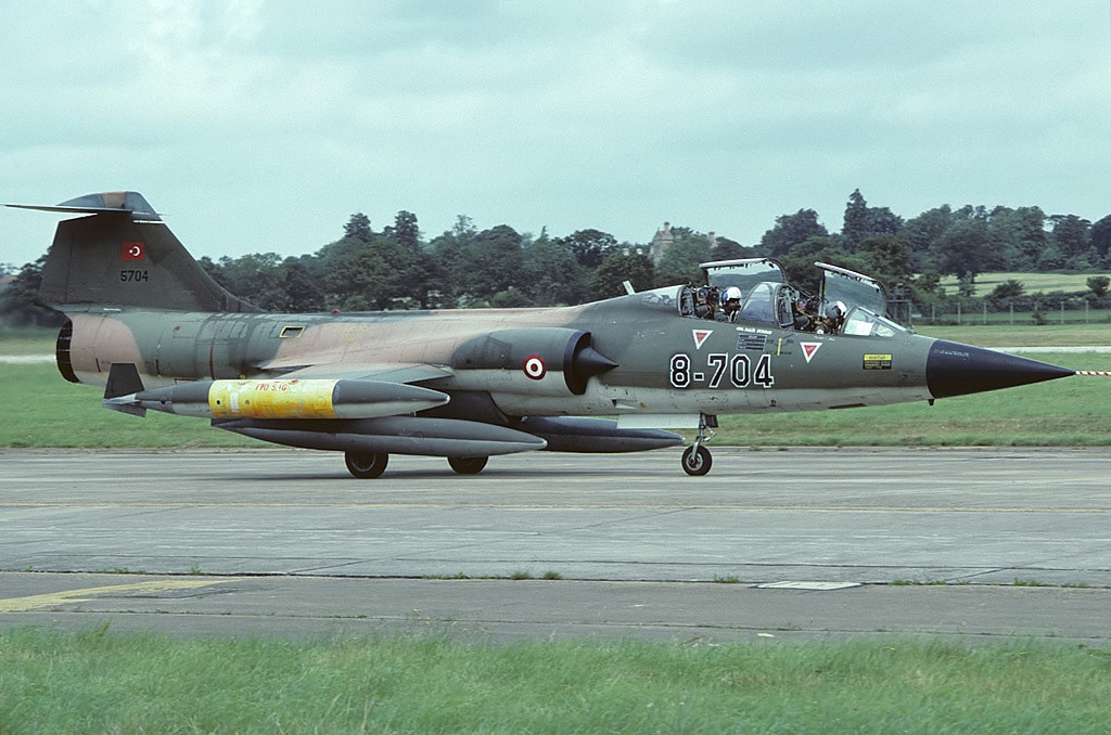 Lockheed_TF-104G_Starfighter,_Turkey_-_Air_Force_AN1179230.jpg