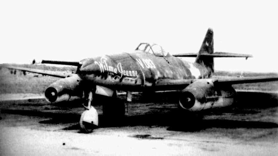 Me262-A1-U4-With-MK214-Cannon-6.jpg