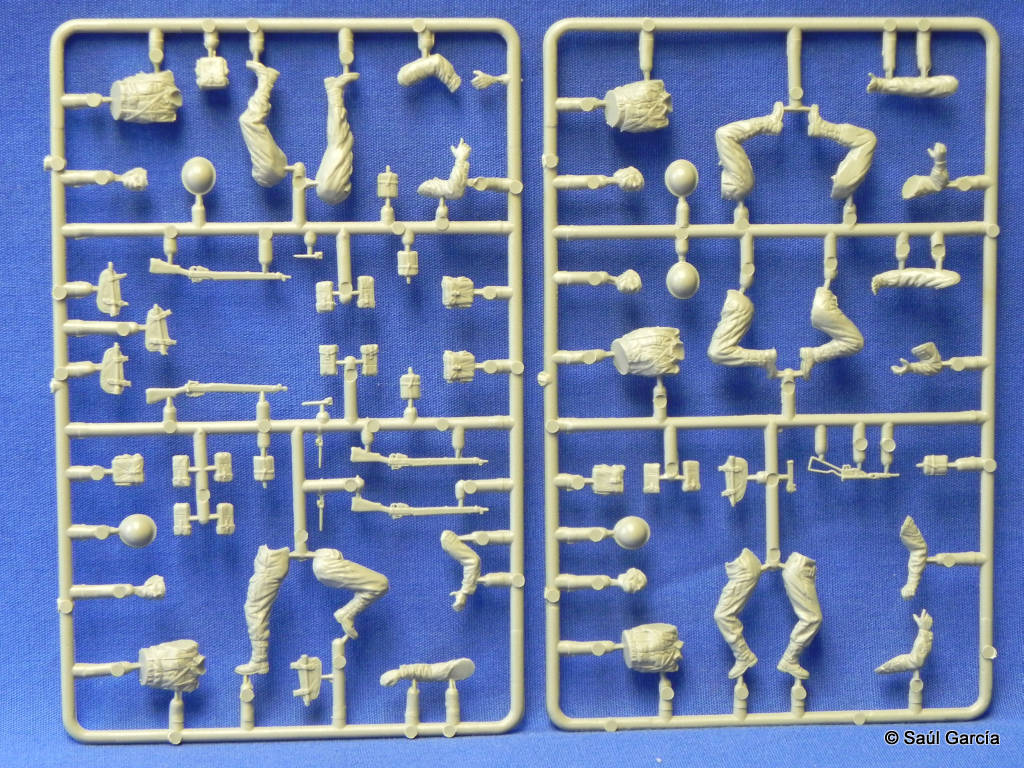 MiniArt35118SpruesFront.jpg