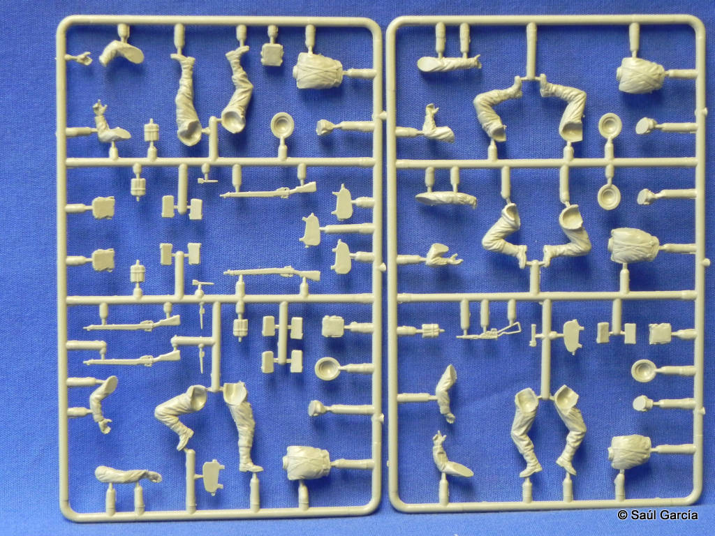 MiniArt35118SpruesRear.jpg