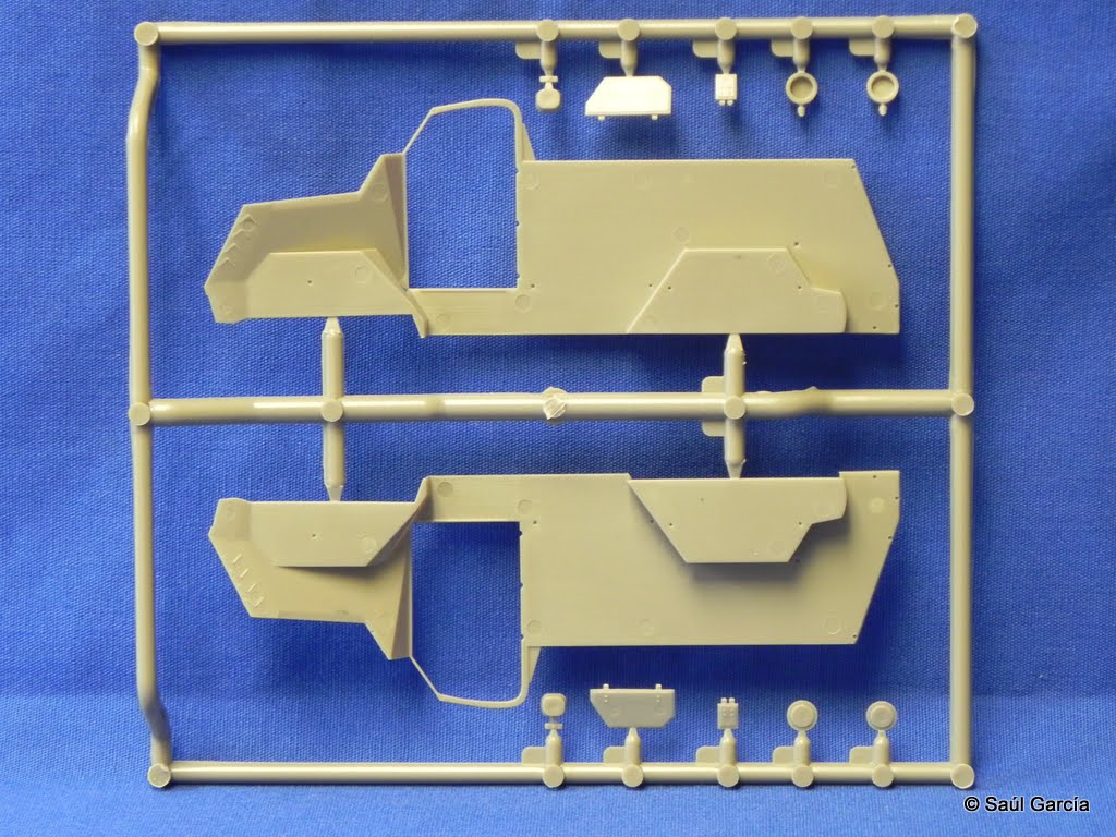 MM35100Sprue2Rear.JPG