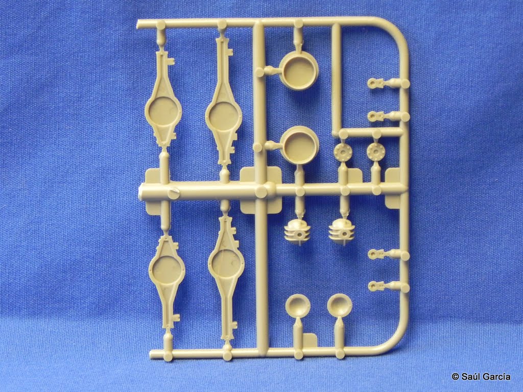 MM35100Sprue4Rear.JPG