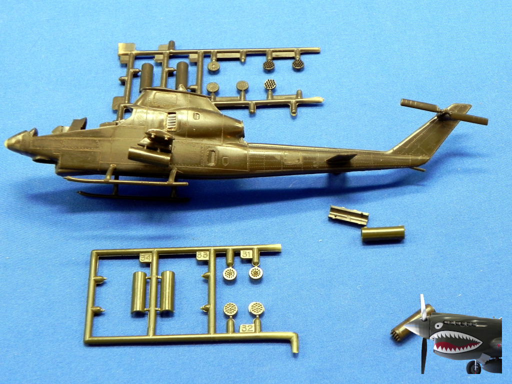 Monogram72AH-1G00.JPG