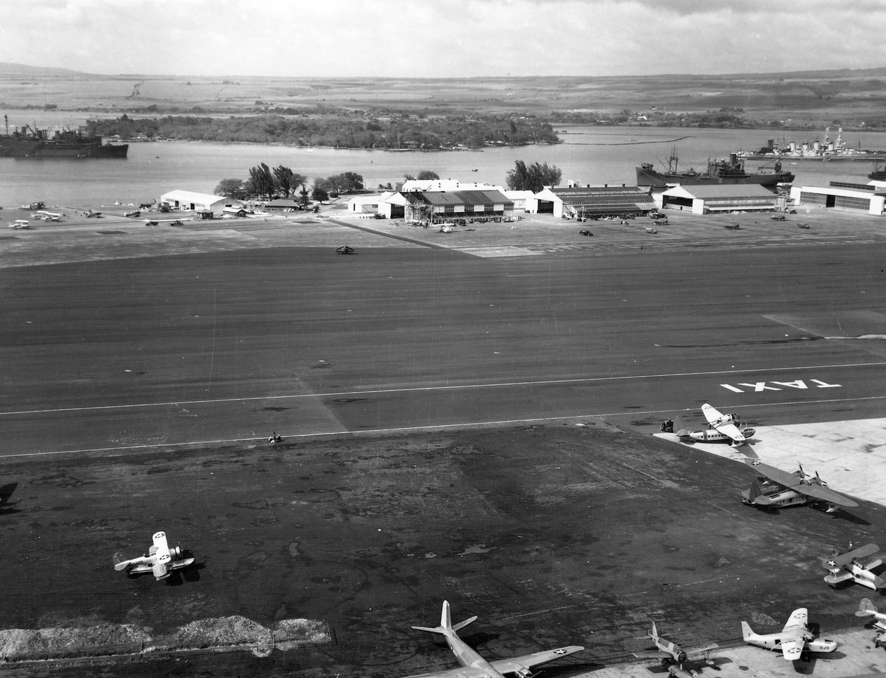 NAS_Ford_Island_Pearl_Harbor_late_1930s.jpg