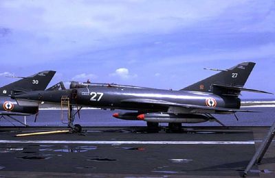 normal_etendard4m_DR_ph.jpg