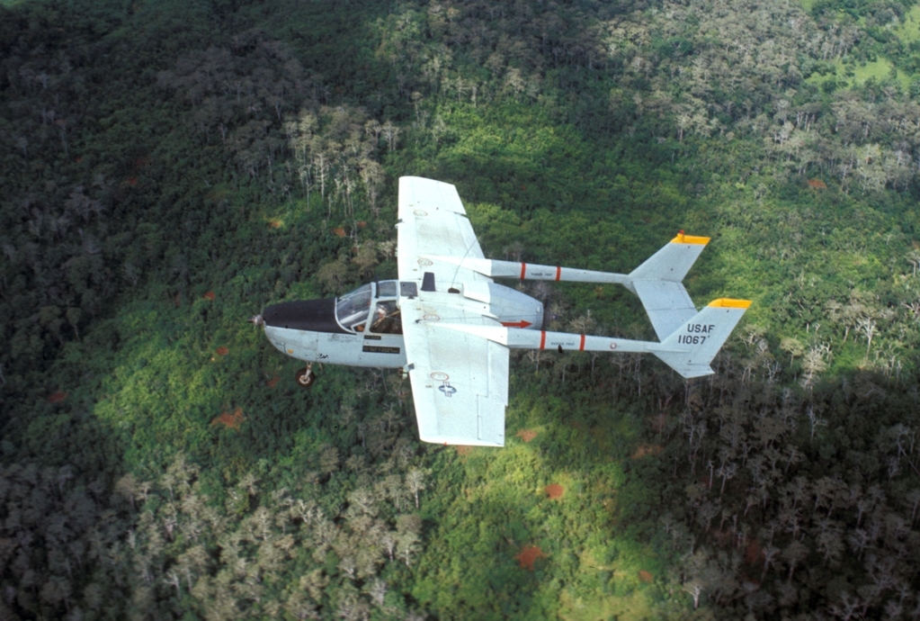 O-2A_over_Laos_1970.jpg