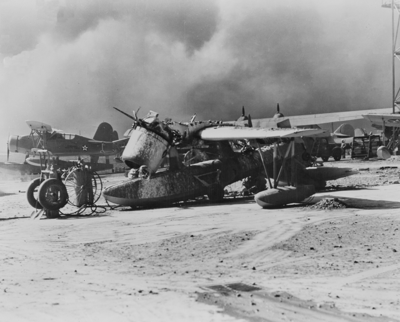 OS2U_wrecked_at_Pearl_Harbor_1941.jpg