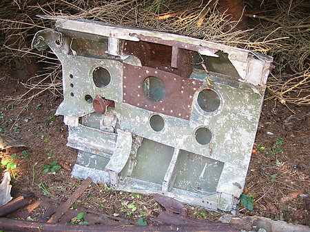 Pe-2_engine_cover2C_inner_side__Nice_field_repair_with_steel_plate.jpg