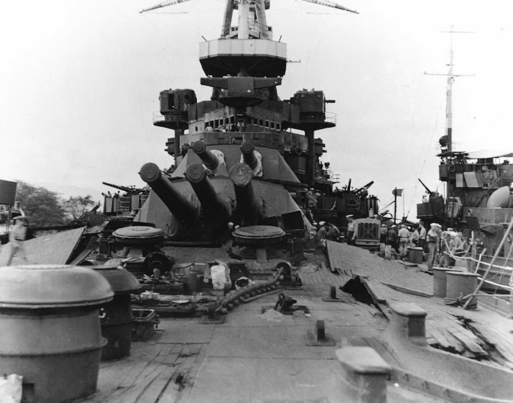 Pearl_Harbor_USS_Nevada_Bow_damage.jpg