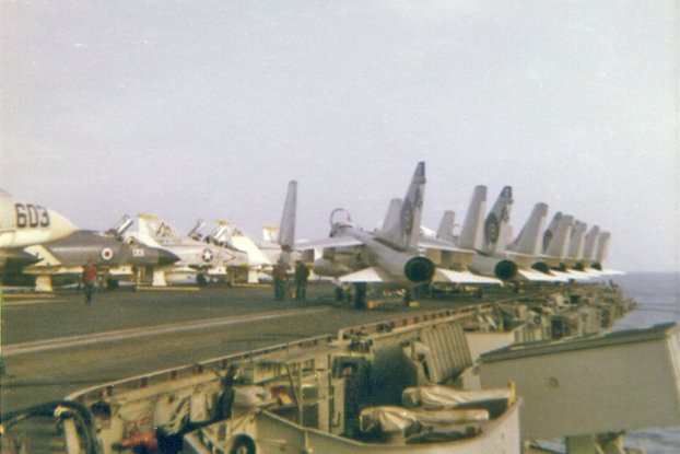 phoca_thumb_l_f4k_uss_forrestal_1_dec_1972_bsh.jpg