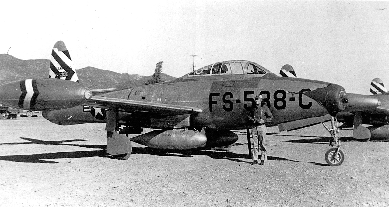 Republic_F-84G-16-RE_Thunderjet_51-10538.jpg