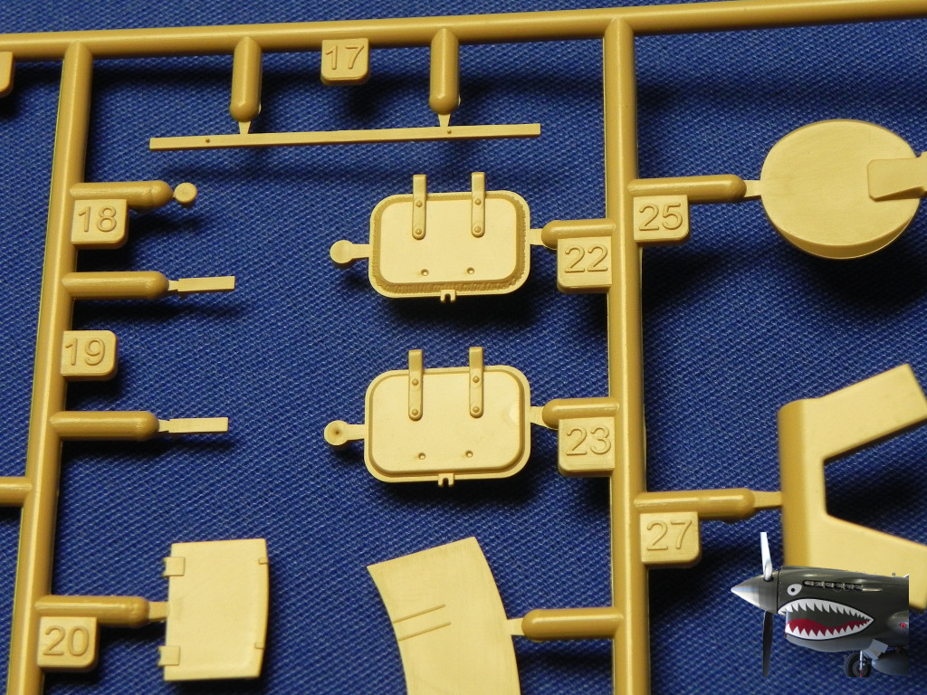 RFM5001Tiger1SprueTreezDetails03.JPG
