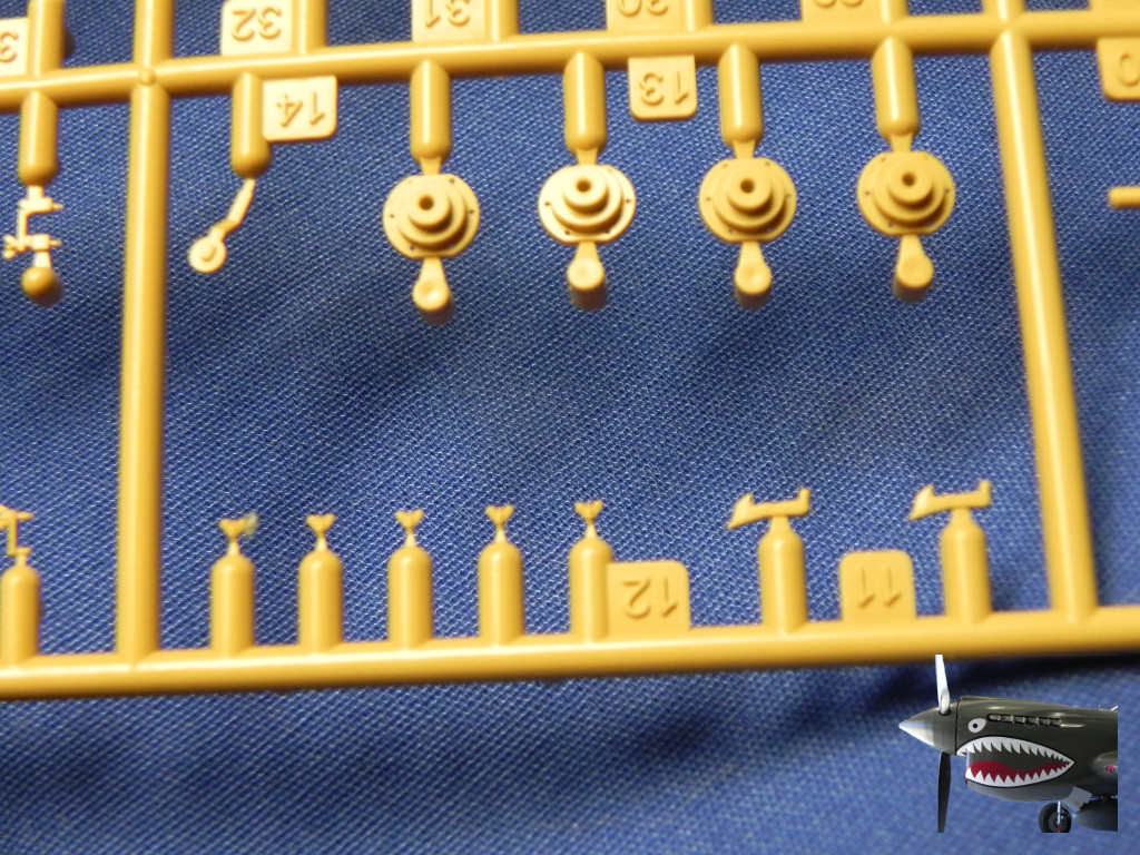 RFM5001Tiger1SprueTreezDetails14.JPG
