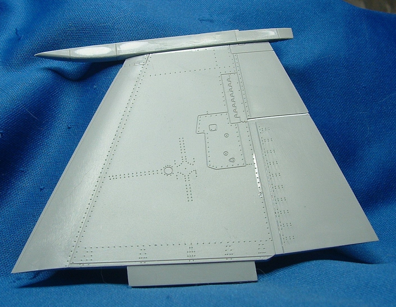 RH_Wing_1.JPG