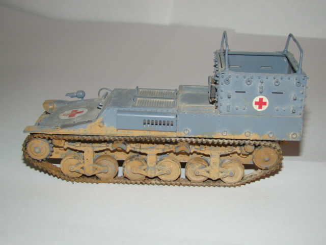 Sd_Kfz_135_Ambulance_28129.jpg